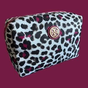 TORY BURCH NEW MAKEUP COSMETIC BAG BRIGITTE SNOW LEOPARD Mother’s Day gift